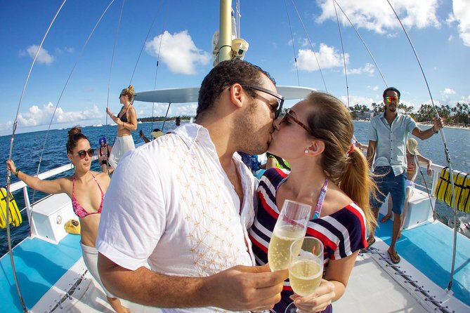 Happy Hour Sailing Cruise from Punta Cana - Open Bar on Board: Why Unlimited Drinks Change the Math
