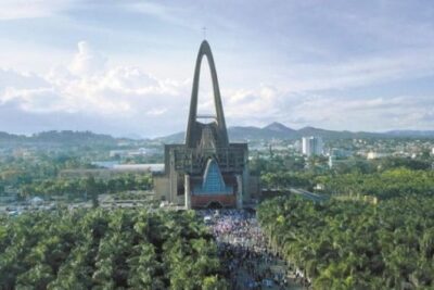 Higuey City Tour - A Cultural Experience From Punta Cana - Stop 1: Basilica Cathedral of Our Lady of High Grace (Plus the Countryside Intro)