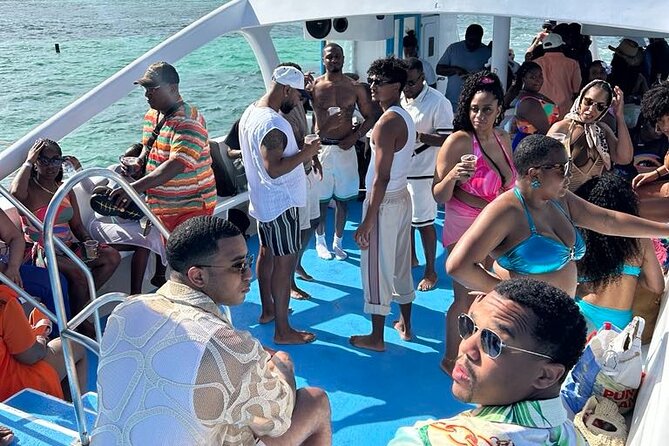 Hip Hop adult only Party Boat with Unlimited drinks and Sandbar - Adult-only party boat in Punta Cana: the vibe and the value