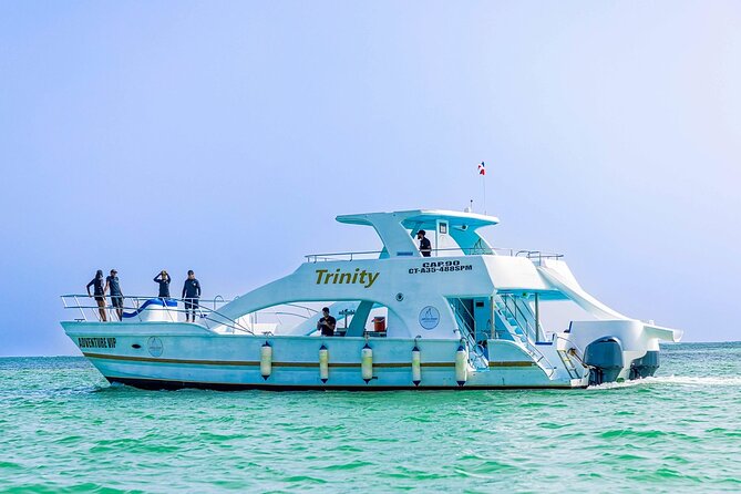 Infinity party boat in Punta Cana - Drinks, safety, and comfort: seat belts on a party boat