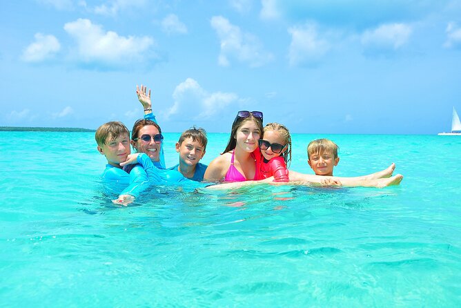 Isla Saona Exclusive Tour with Catamaran & Natural Pool - Catamaran day: what to expect from the ride