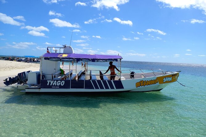 Island DE Saona: EN Small Group Tour on Trimaran Motorise - Why this Saona trip feels calmer than the big tours