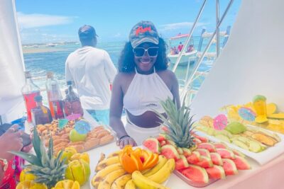 Jamaican Sunset Party Cruise - The open bar + lunch value (what you actually get for $67)