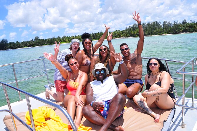 Luxury Hip Hop Boat Party–Drinks, Music, and the Best Vibes in PC - Key things that make this Punta Cana boat party worth it