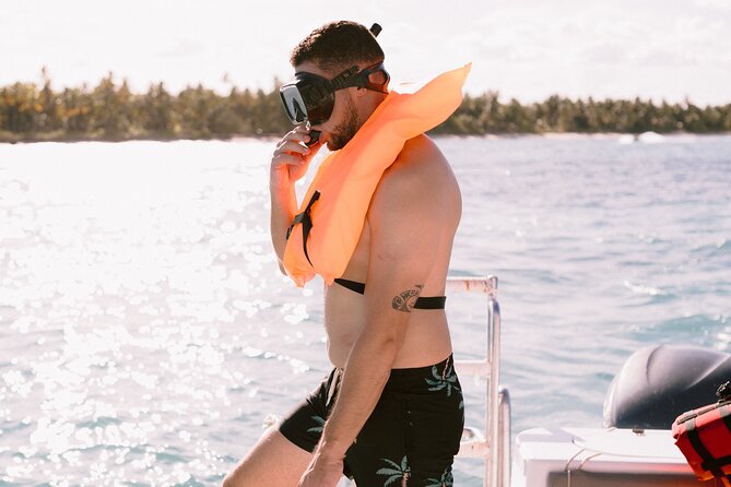 Luxury Private Family Sailing Tour in Punta Cana - The crew makes the day: SeaPro Divers and names you might hear