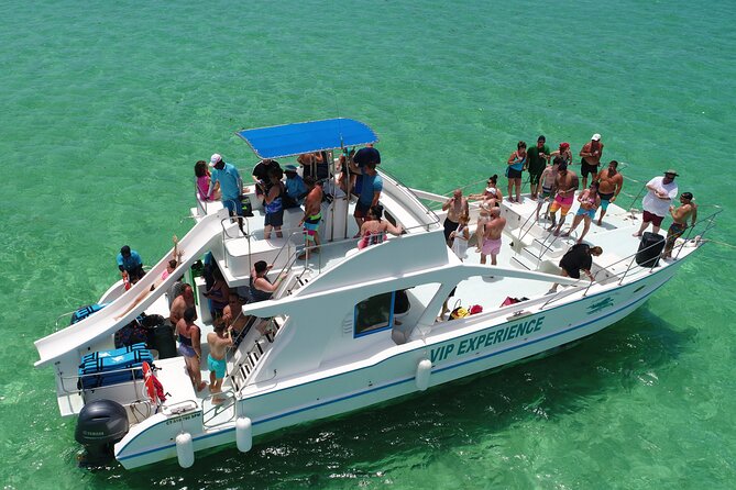 Luxury Sunset Party Boat - Playa Bibijagua to sunset: how this cruise sets the mood