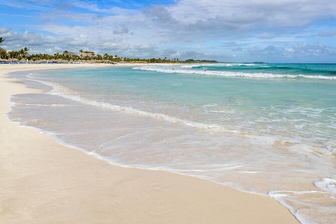 Majestic Colonial - Round Trip Shuttle - Punta Cana Airport - Price and value: $80 per group isn’t one-size-fits-all