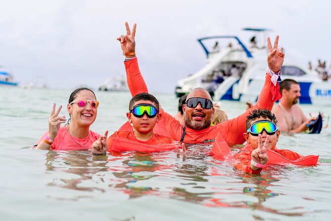 Multi-day buggy and Party Boat in Punta Cana - The traditional house stop: coffee, chocolate, rum, and Dominican culture