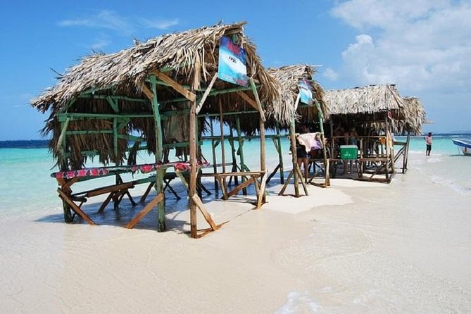 Paradise Island Cayo Arena & Mangroves from Puerto Plata (Full Day) - The morning run: air-conditioned pickup to Punta Rucia Lodge