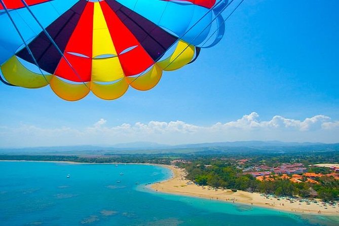 Parasailing In Punta Cana - Safety and Staff Support: Why Expert Guidance Matters Here