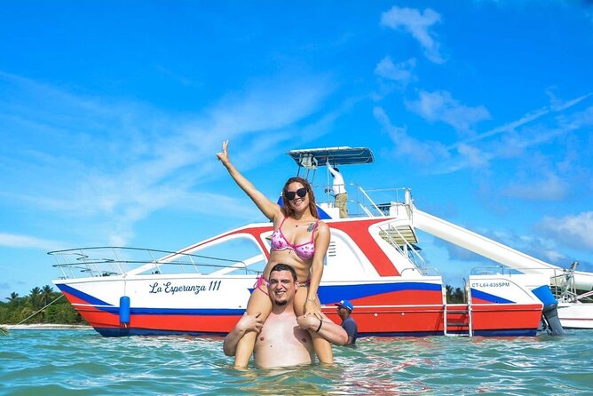Party boat in Catamaran with Open Bar adults only - Food onboard: snacks that keep the party from crashing