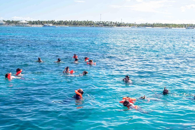 Party Boat in Punta Cana - Group Size and Your Comfort on a Boat (Up to 150)