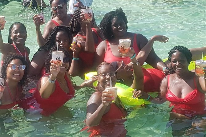 Party Boat in Punta Cana - Booze Cruse - Who should book this party-boat cruise (and who should skip it)