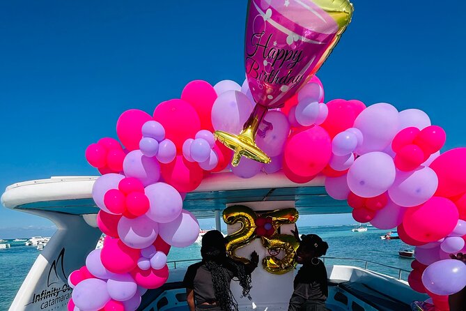 Party Boat Punta Cana Public or Private and Open Bar - Food and drinks: what’s included in the open bar