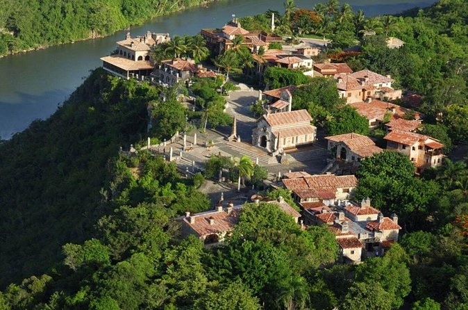 Platinum Catalina Island and Chavon River - Catalina Island free time: beaches, swimming, and lunch on your schedule