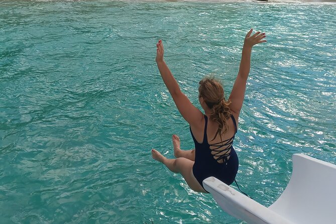 Premium Party Boat in Bávaro - Punta Cana - The sail out: sunken submarine and a shot at dolphins