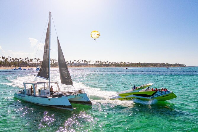 Private Catamaran + Private Parasailing - up to 20 passengers - Key things to know before you go