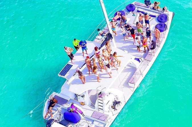 Private Catamaran Snorkeling Family Adventure - The natural pool finale: where the energy ramps up