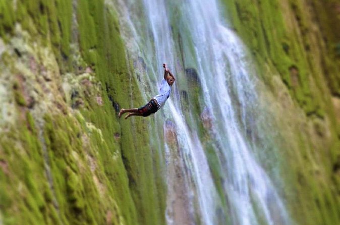 Private Hiking to Salto el Limon with a Local expert Guide from Samana - What to Bring So You Enjoy the Hike
