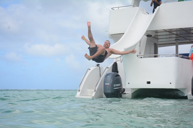 Private Party Boat Cruise: Sound System, Open Bar, Natural Pool - Price and Value: $699 for Up to 10 People (So How Much Is It Really?)