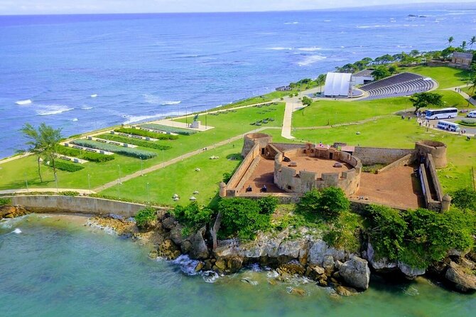 Private Puerto Plata City Tour - The comfort package: AC van, Wi-Fi, bottled water, and drinks