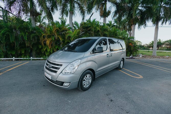 Private Punta Cana Airport Transfers from/to the Hotel 1 ó 2 way - Round-trip or one-way: keep your return simple, too