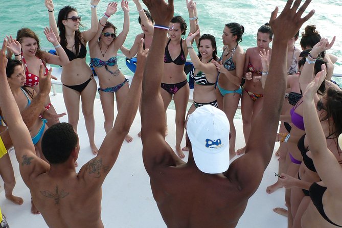 Private Sailing Catamaran - Wi‑Fi and Restroom on Board: The Comfort Stuff That Saves the Day