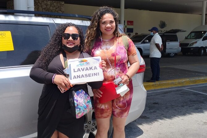 Private Sedan in Punta Cana Airport to Punta Cana Hotels - Private Sedan Pickup After Customs in Punta Cana