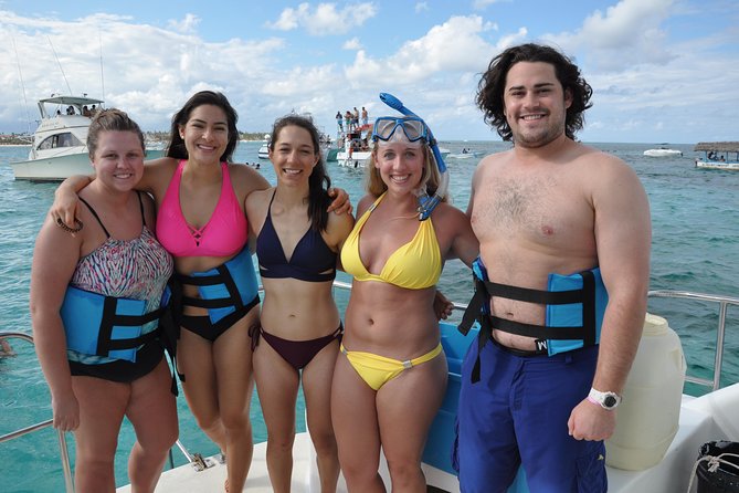 Private Small Group, Snorkeling Cruise, Natural Pool & Exclusive Virgin Beach - Cabeza de Toro Beach snorkeling: shallow water and easy spotting