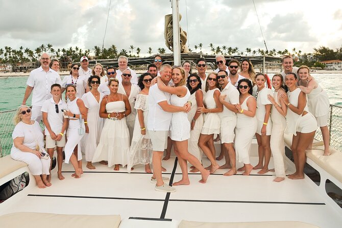 Private Sunset Cruise in Punta Cana - The included food and drinks: lobster and champagne, done right