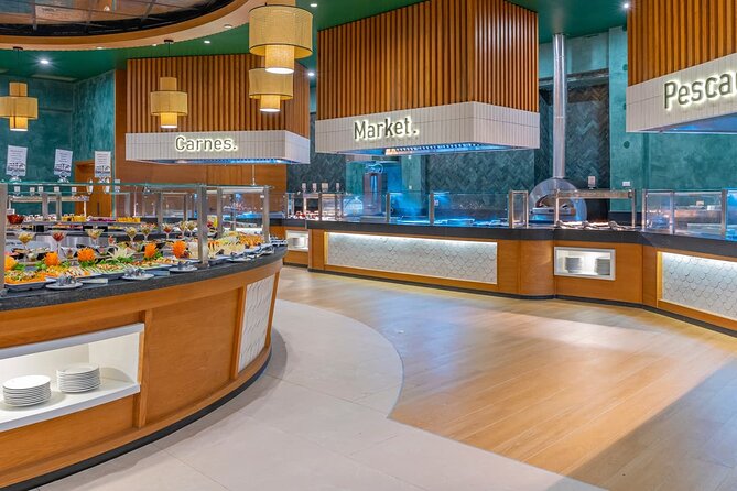Private Transfer between Punta Cana Airport and Caribe Deluxe Princess - The ride itself: private, air-conditioned, and built for fewer surprises