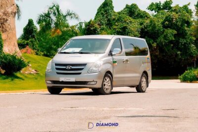 Private transfer between Punta Cana airport and Riu hotel - What Your Ride Is Like: Comfort, Wi‑Fi, and Drink Service