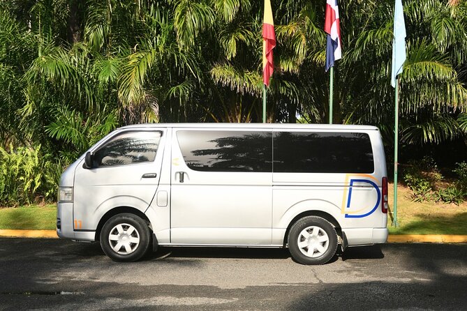 Private transfer between Punta Cana airport and Riu hotel - Luggage Rules You Should Not Ignore