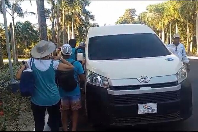 Private Transfer from Punta Cana Airport to Hotels - Comfort level: what to expect from the vehicle and ride style