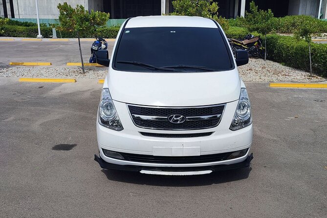 Private transfer from Punta Cana airport to Uvero Alto - Price and Logistics: When This Is a Smart Choice
