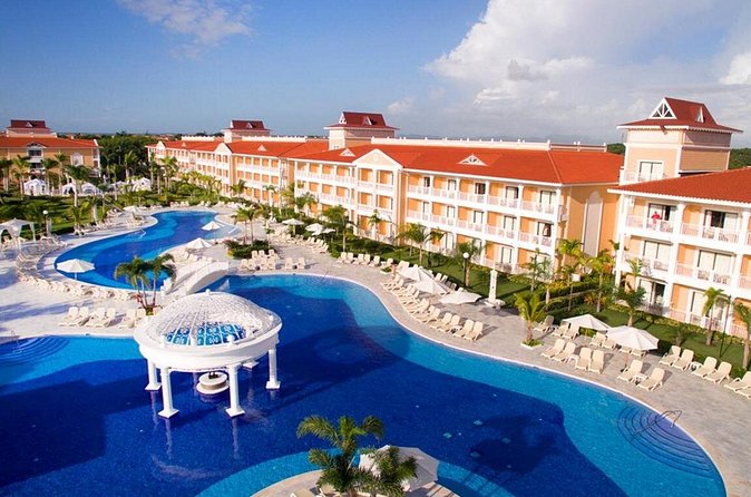 Private Transfer Punta Cana Airport to/from Bahia Principe Aquamarine - Who Should Book This Transfer (and Who Might Not Need It)