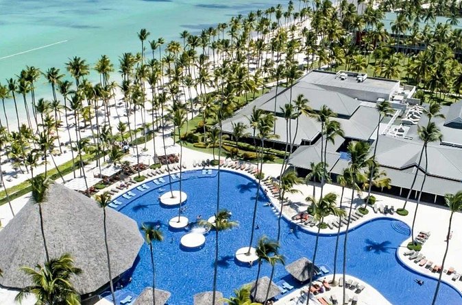 Private Transfer Punta Cana Airport to/from Barcelo Bavaro Beach - What’s Included (and Why It’s the Whole Point)