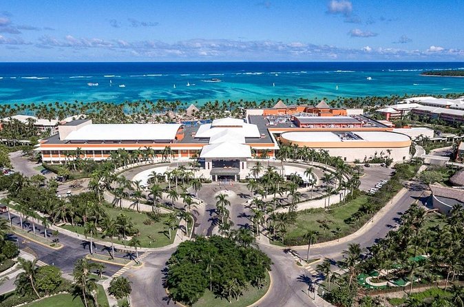 Private Transfer Punta Cana Airport to/from Barcelo Bavaro Palace - What a “private” transfer changes about your arrival experience