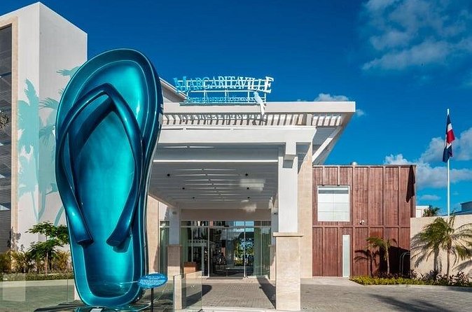 Private Transfer Punta Cana Airport to/from Dreams cap Cana - Pricing: $40 per group up to 6 is good value when you pack smart
