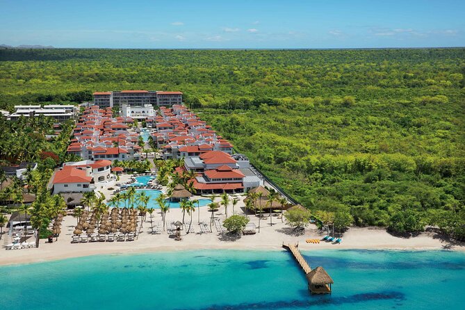 Private Transfer Punta Cana Airport to/from Dreams Dominicus La Romana - Getting off the plane and into vacation mode
