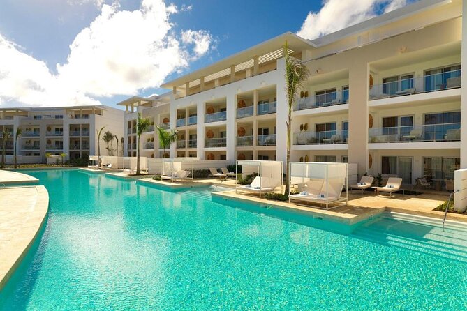 Private Transfer Punta Cana Airport to/from Falcon By Melia - Private Transfer From PUJ to Paradisus Grand Cana