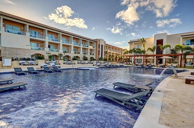 Private Transfer Punta Cana Airport to/from Hideaway by Royalton - Price and value: $40 per group up to 6