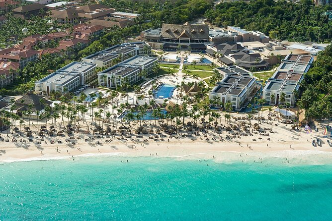 Private Transfer Punta Cana Airport to/from Hideaway by Royalton - Meet-and-greet pickup at PUJ: finding your driver in minutes