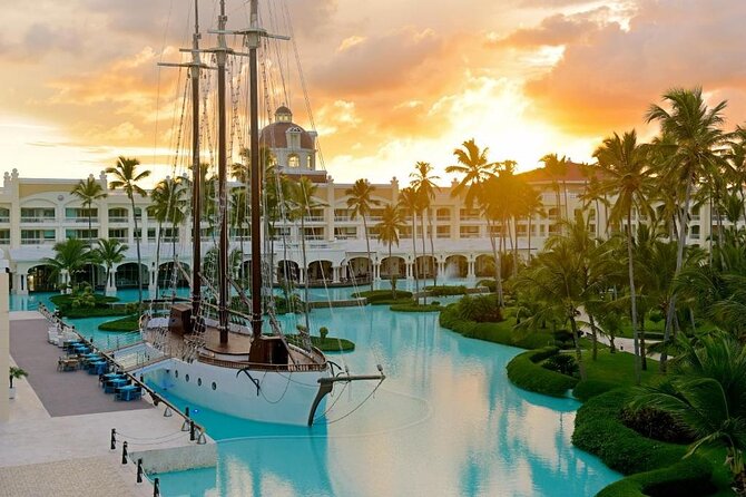 Private Transfer Punta Cana Airport to/from Iberostar Grand Bavaro - Entering Punta Cana Airport to Iberostar Grand Bavaro Without the Headache