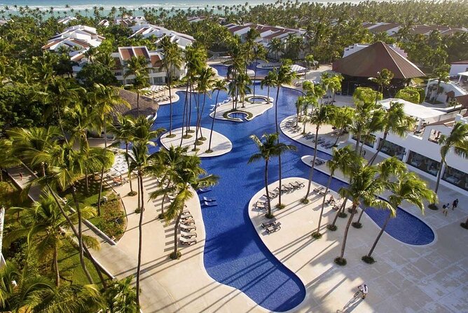 Private Transfer Punta Cana Airport to/from Occidental Punta Cana - Airport pickup with a name sign and cold reality checks