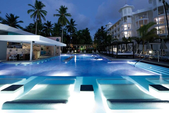Private Transfer Punta Cana Airport to/from Riu Palace Macao - The Ride Itself: Air-Conditioning, No Detours, and a Comfortable Pace