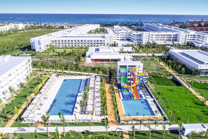 Private Transfer Punta Cana Airport to/from Riu Republica Punta Cana - Key Highlights at a Glance
