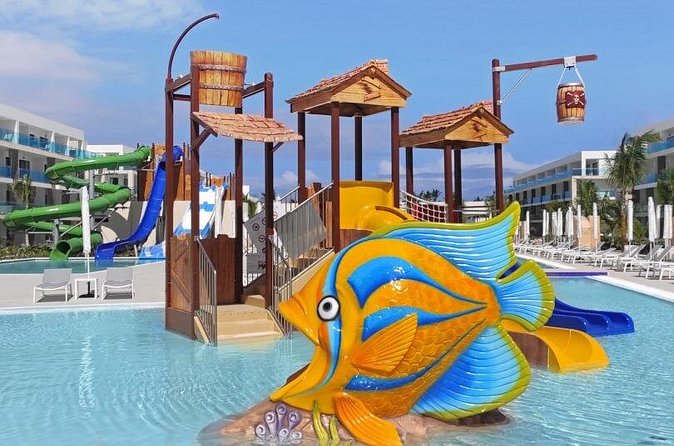 Private Transfer Punta Cana Airport to/from Serenade Punta Cana - Serenade Agua to PUJ: Lobby Pickup That’s Built for Flights
