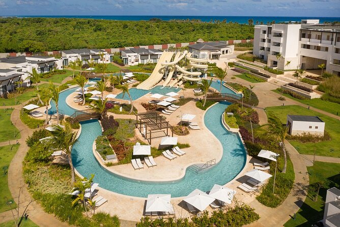 Private Transfer Punta Cana Airport to or from Dreams Macao - Punta Cana Airport to Dreams Macao: the value of a private, no-detour ride