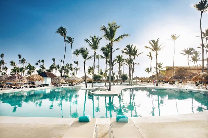 Private Transfer Punta Cana Airport to or from Iberostar Dominicana - What You Should Expect in the First Minutes After Landing